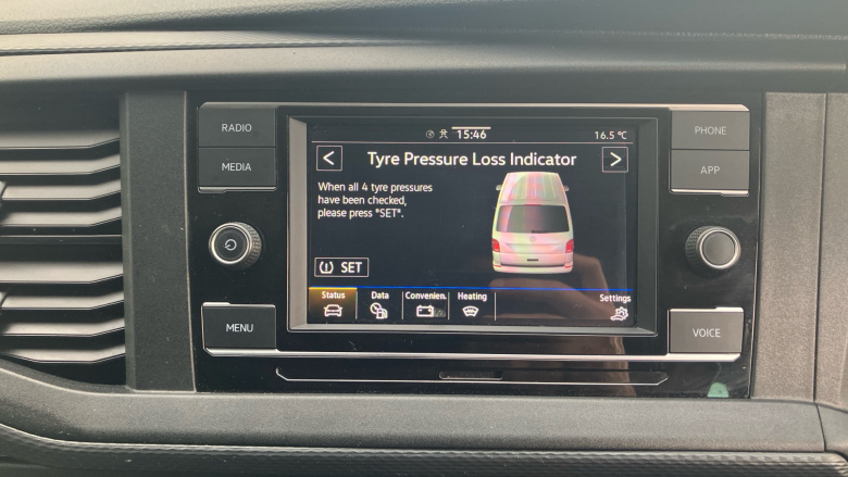 Volkswagen Transporter T32 Swb Diesel 2.0 TDI 110 Highline Kombi Van